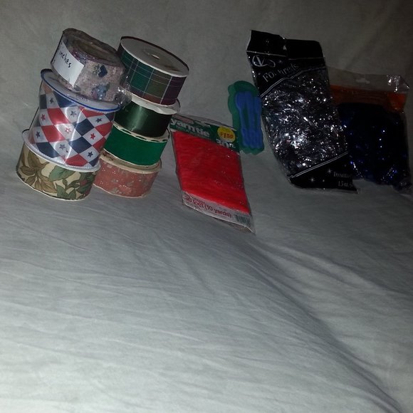 11 Vintage Ribbons and other Items - Picture 5 of 6